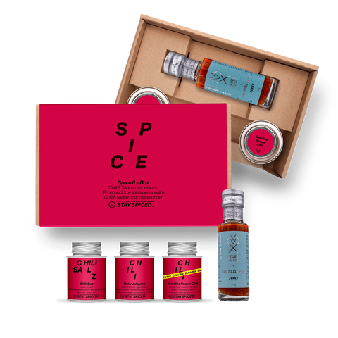 SPICE IT | Spice Set &amp; Chili Sauce | 3 spices and 1 sauce in a box