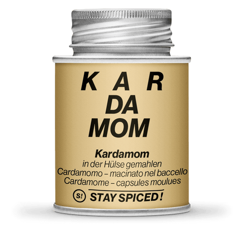 Kardamom in der Hülse gemahlen