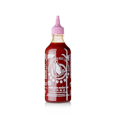 Gebinde-12-Chili-Sauce - Sriracha ohne MSG, sehr scharf, Squeeze Flasche, Flying Goose, 455 ml